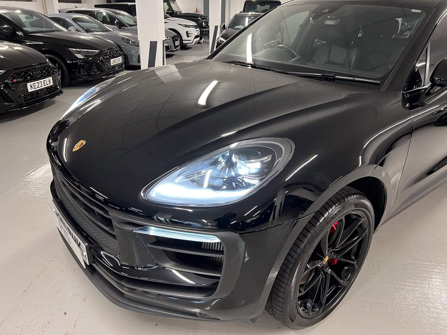 Used PORSCHE MACAN 2021 Black in Cheadle Royal Business Park 