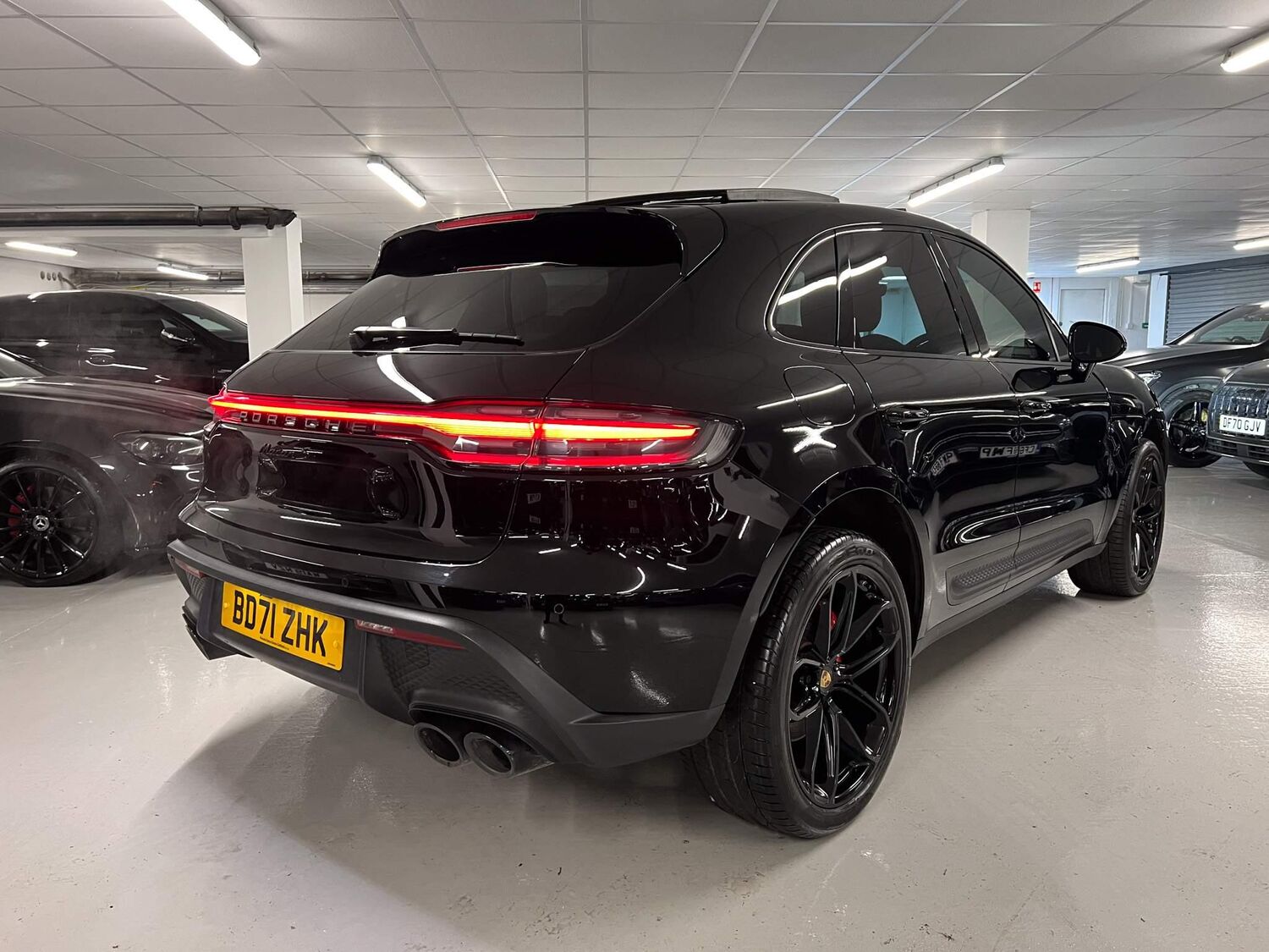 Used PORSCHE MACAN 2021 Black in Cheadle Royal Business Park 