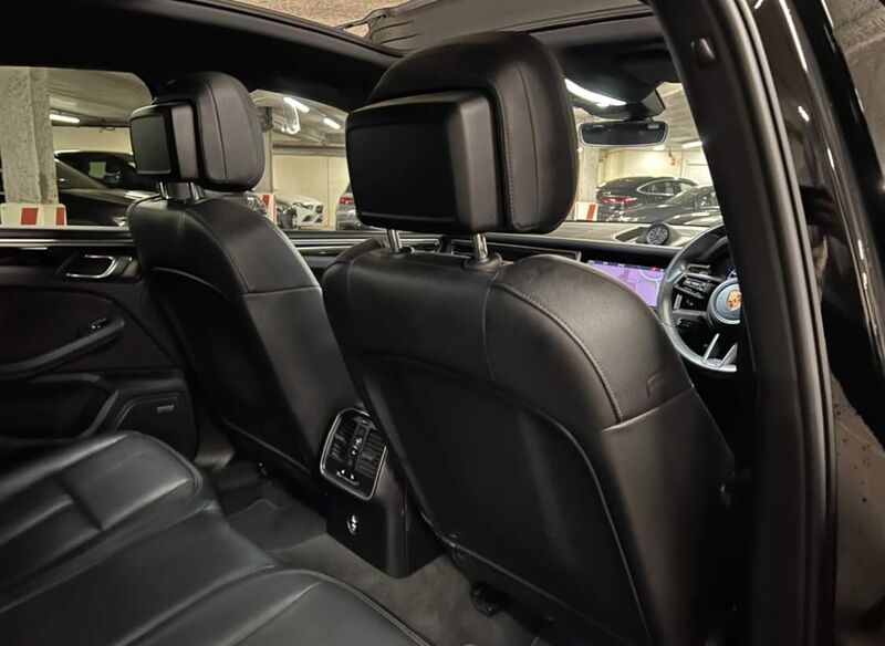 Used PORSCHE MACAN 2021 Black in Cheadle Royal Business Park 