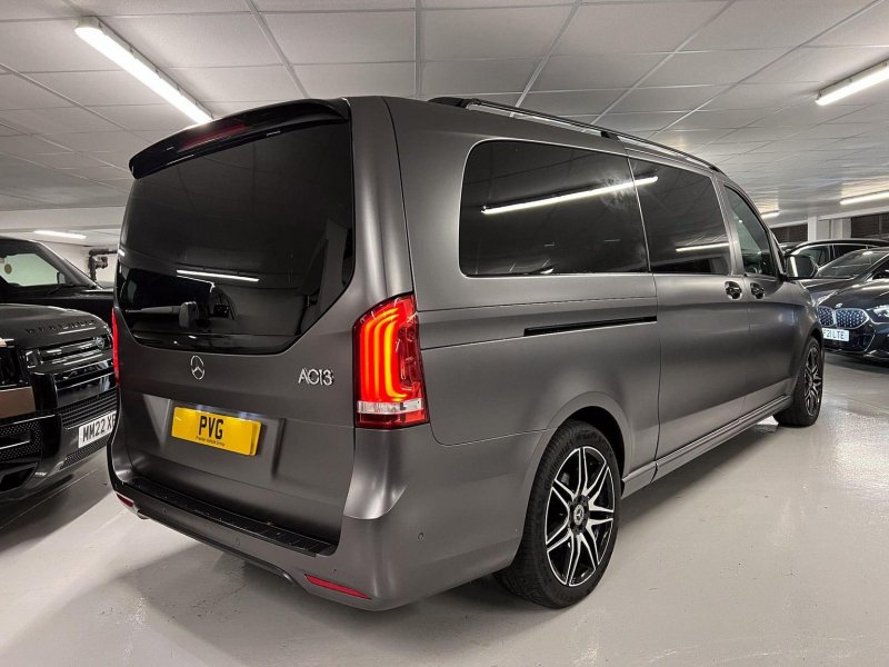 MERCEDES-BENZ V CLASS