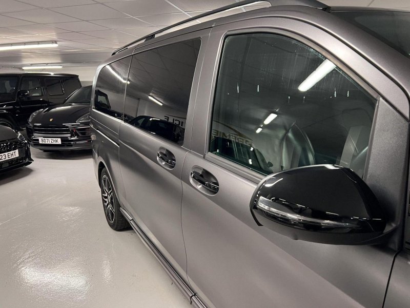 MERCEDES-BENZ V CLASS