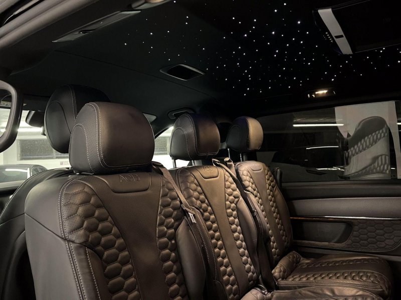 MERCEDES-BENZ V CLASS
