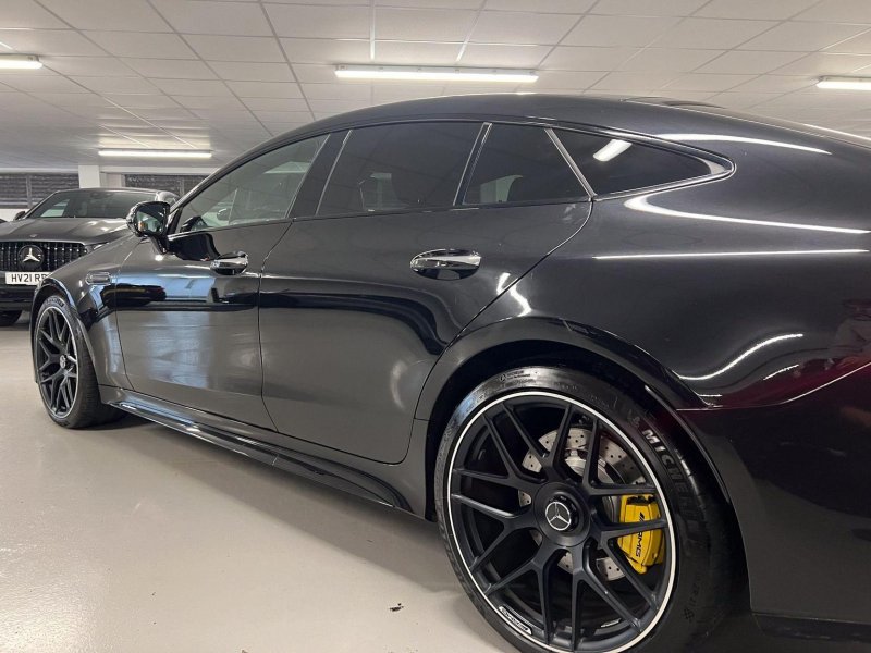 MERCEDES-BENZ AMG GT