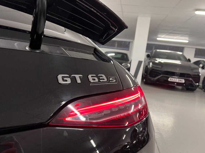 MERCEDES-BENZ AMG GT