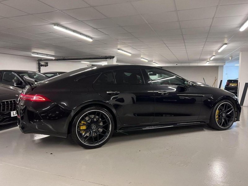 MERCEDES-BENZ AMG GT