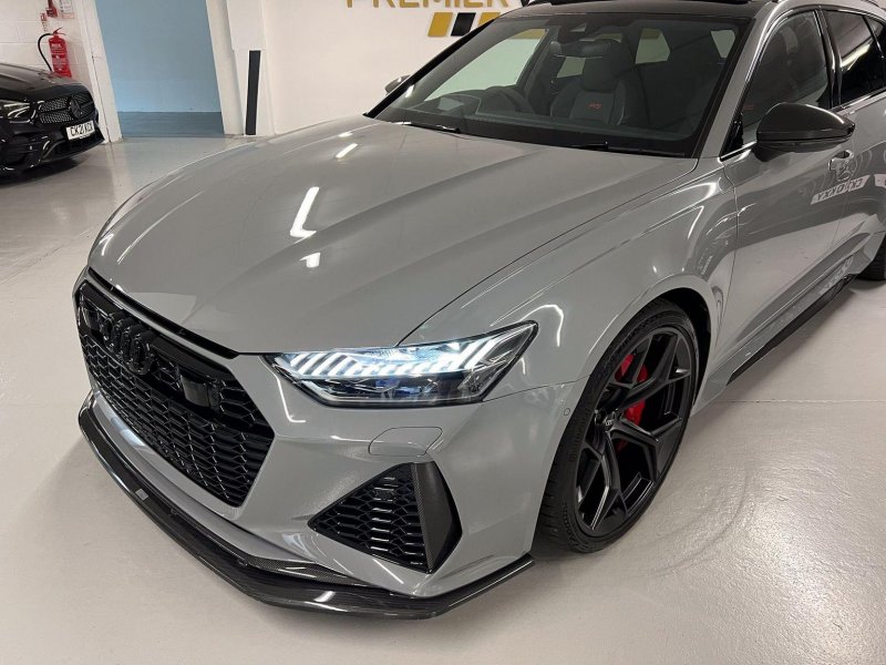 AUDI RS6