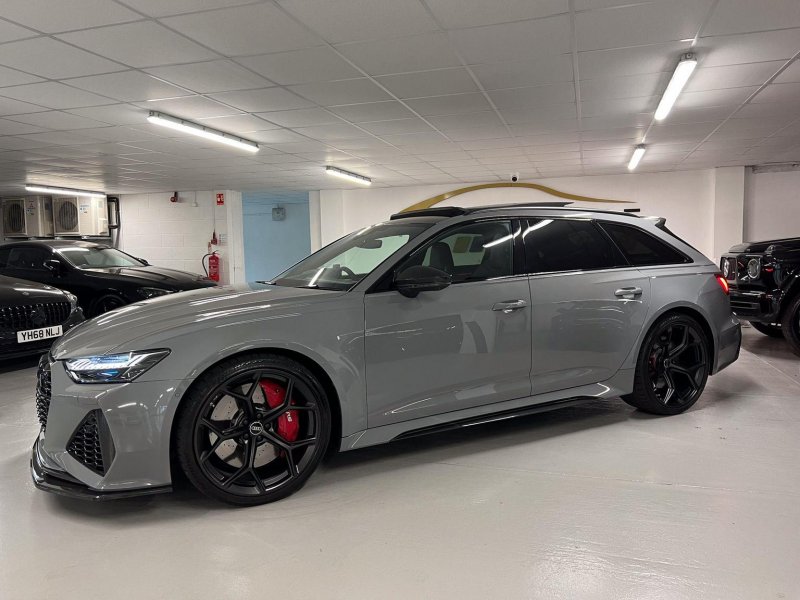 AUDI RS6