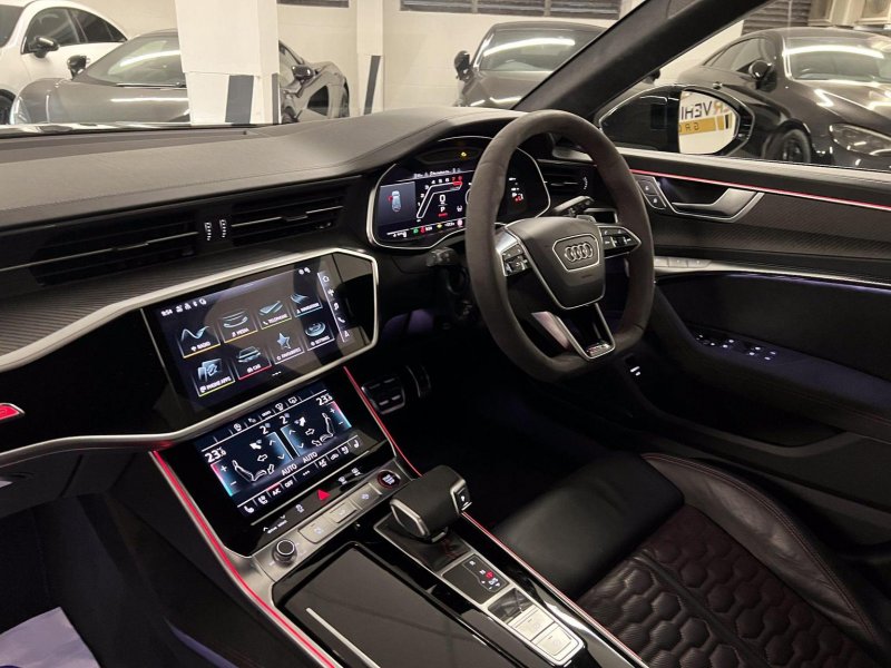 AUDI RS6