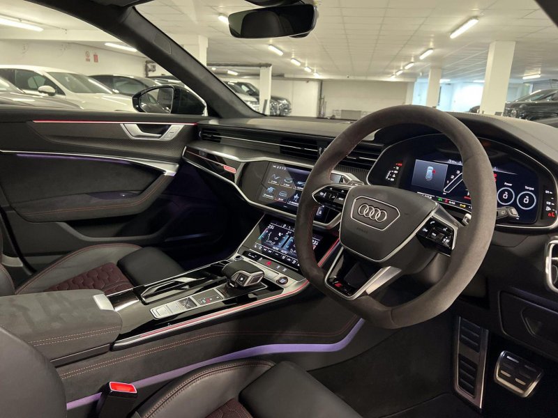 AUDI RS6