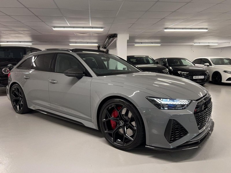 AUDI RS6
