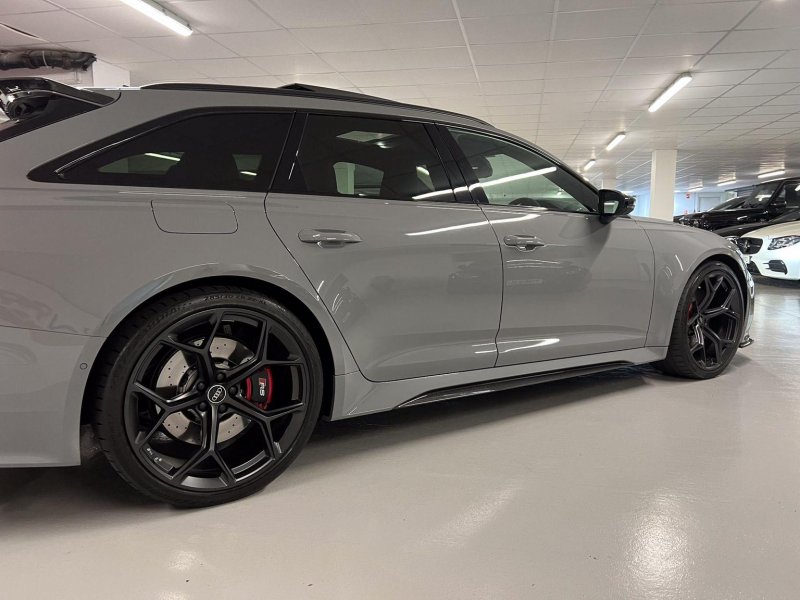 AUDI RS6