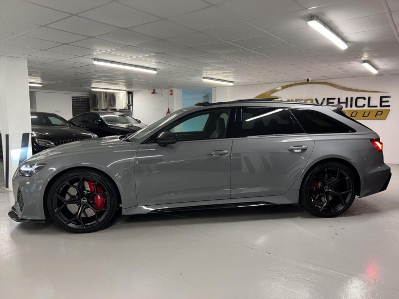 AUDI RS6