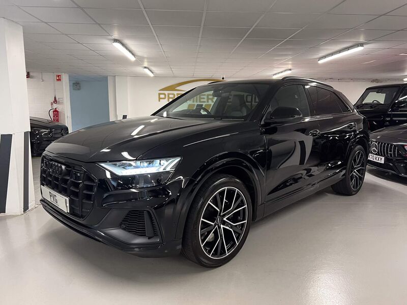 AUDI SQ8