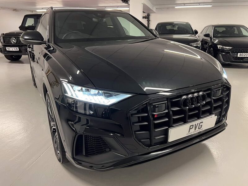 AUDI SQ8