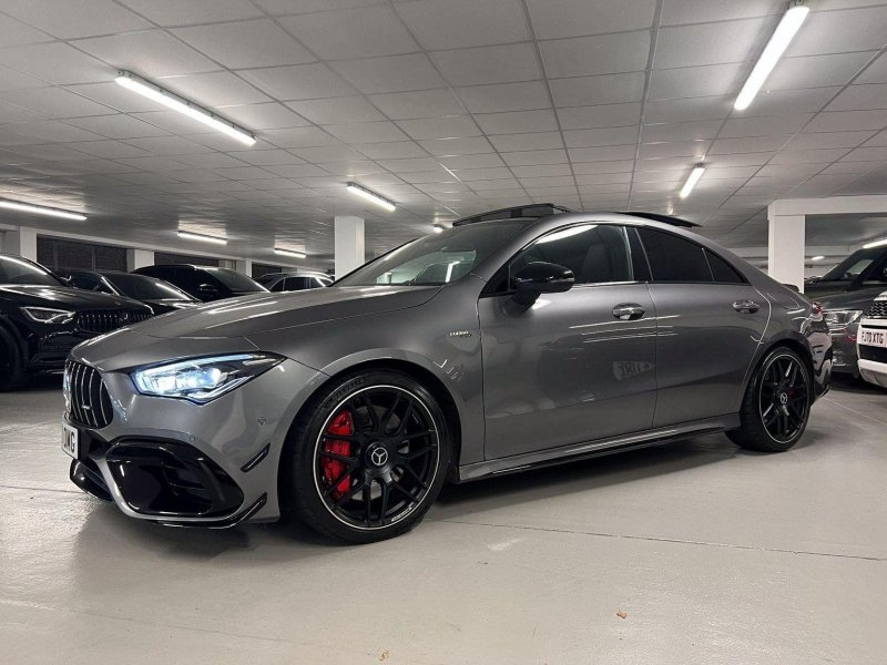 MERCEDES-BENZ CLA