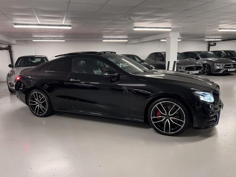 MERCEDES-BENZ E CLASS