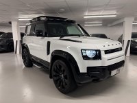 LAND ROVER DEFENDER 90