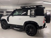 LAND ROVER DEFENDER 90