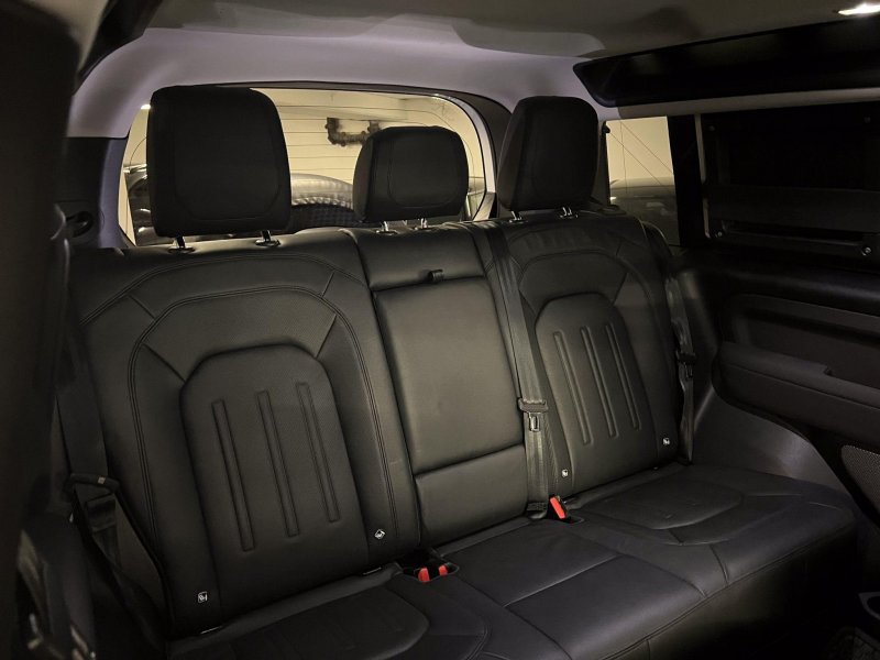 LAND ROVER DEFENDER 90