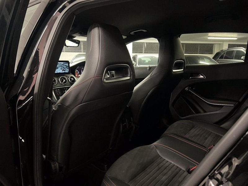 MERCEDES-BENZ GLA CLASS