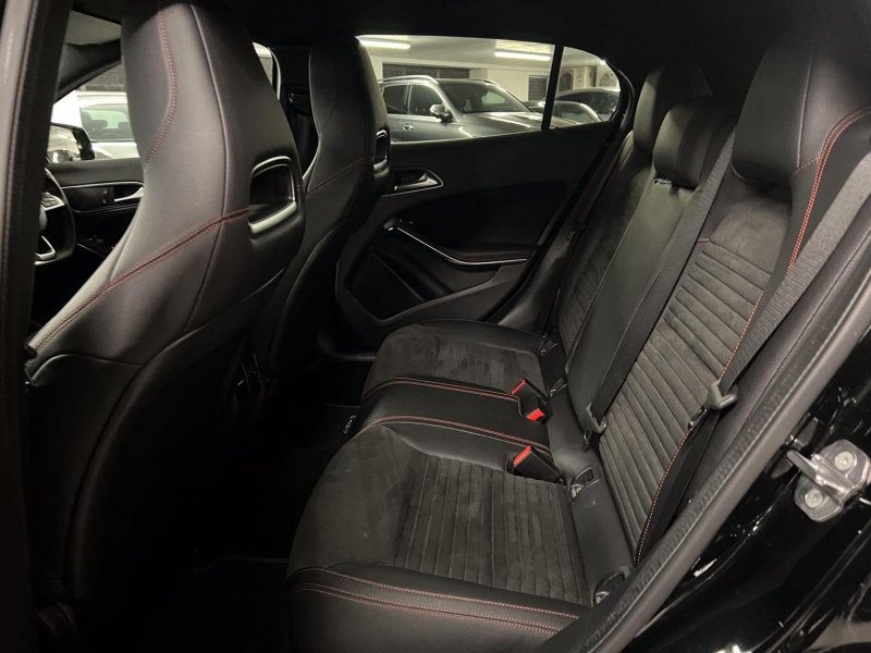 MERCEDES-BENZ GLA CLASS