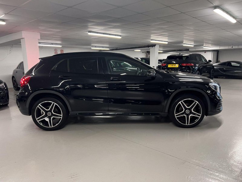 MERCEDES-BENZ GLA CLASS