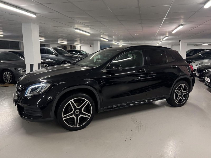 MERCEDES-BENZ GLA CLASS