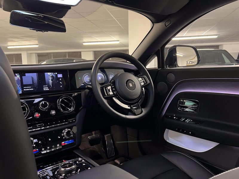ROLLS-ROYCE 