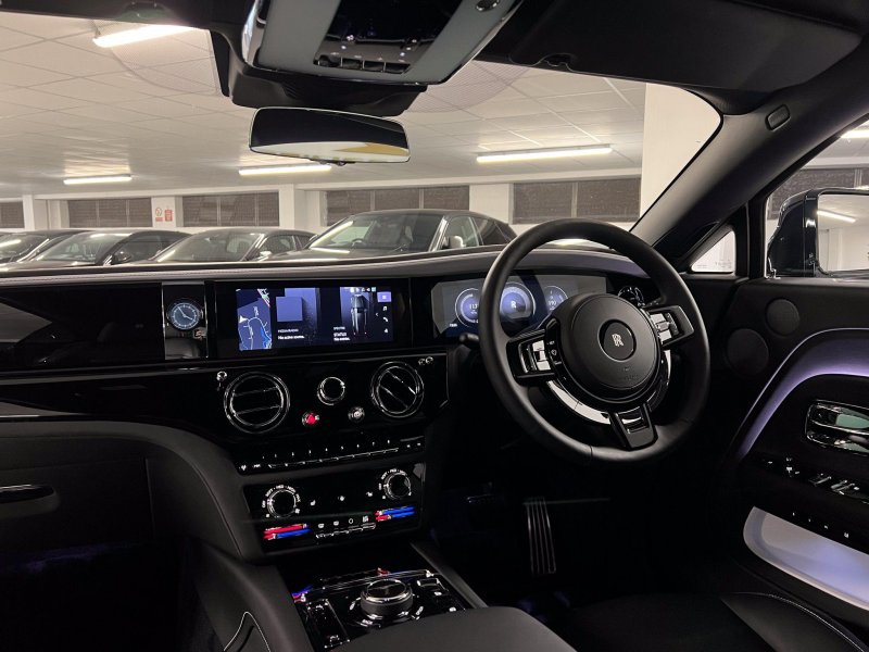 ROLLS-ROYCE 