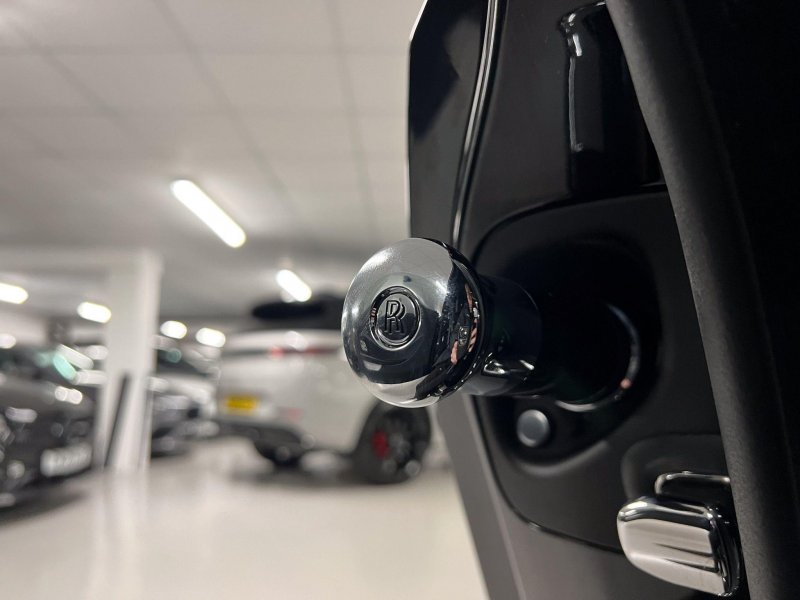 ROLLS-ROYCE 