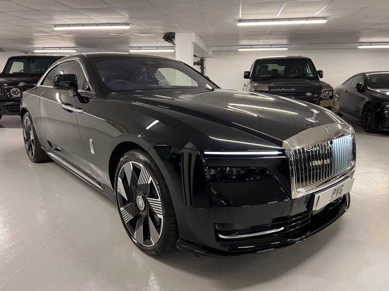 ROLLS-ROYCE 