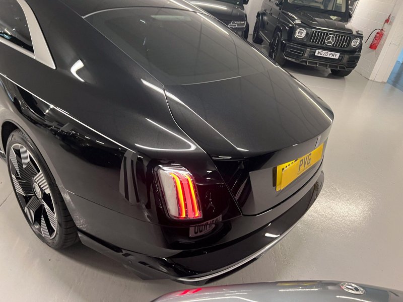 ROLLS-ROYCE 