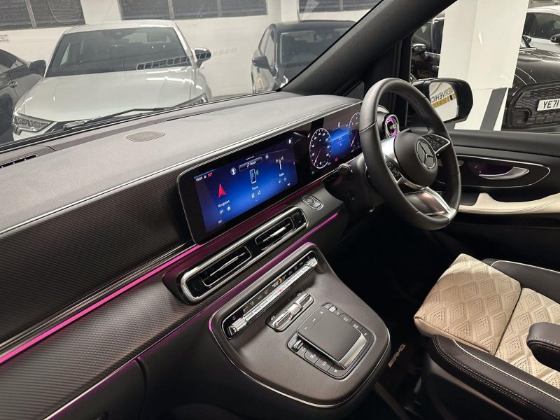 MERCEDES-BENZ V CLASS