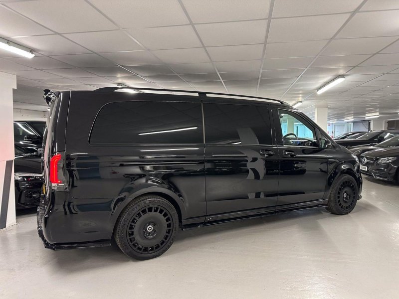 MERCEDES-BENZ V CLASS
