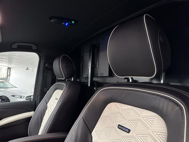 MERCEDES-BENZ V CLASS