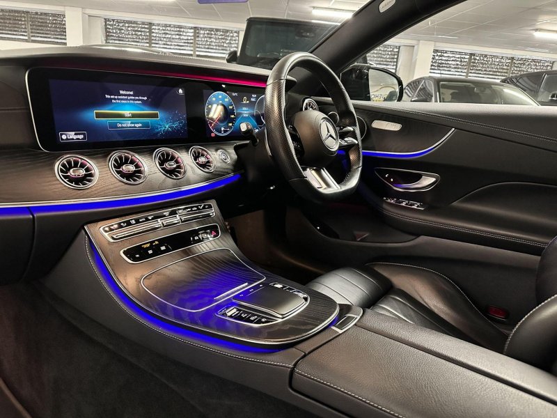 MERCEDES-BENZ E CLASS
