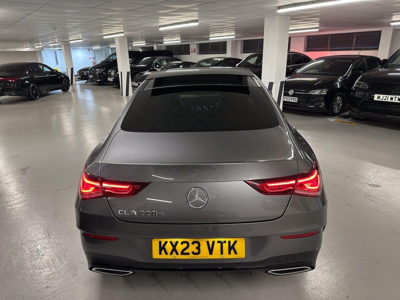MERCEDES-BENZ CLA