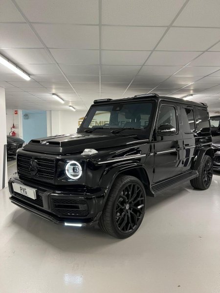 MERCEDES-BENZ